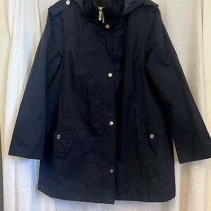 XL Ivanka Trump Navy Trench Coat